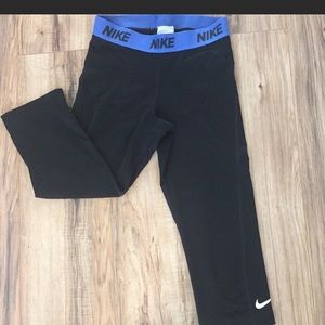 Nike crop leggings